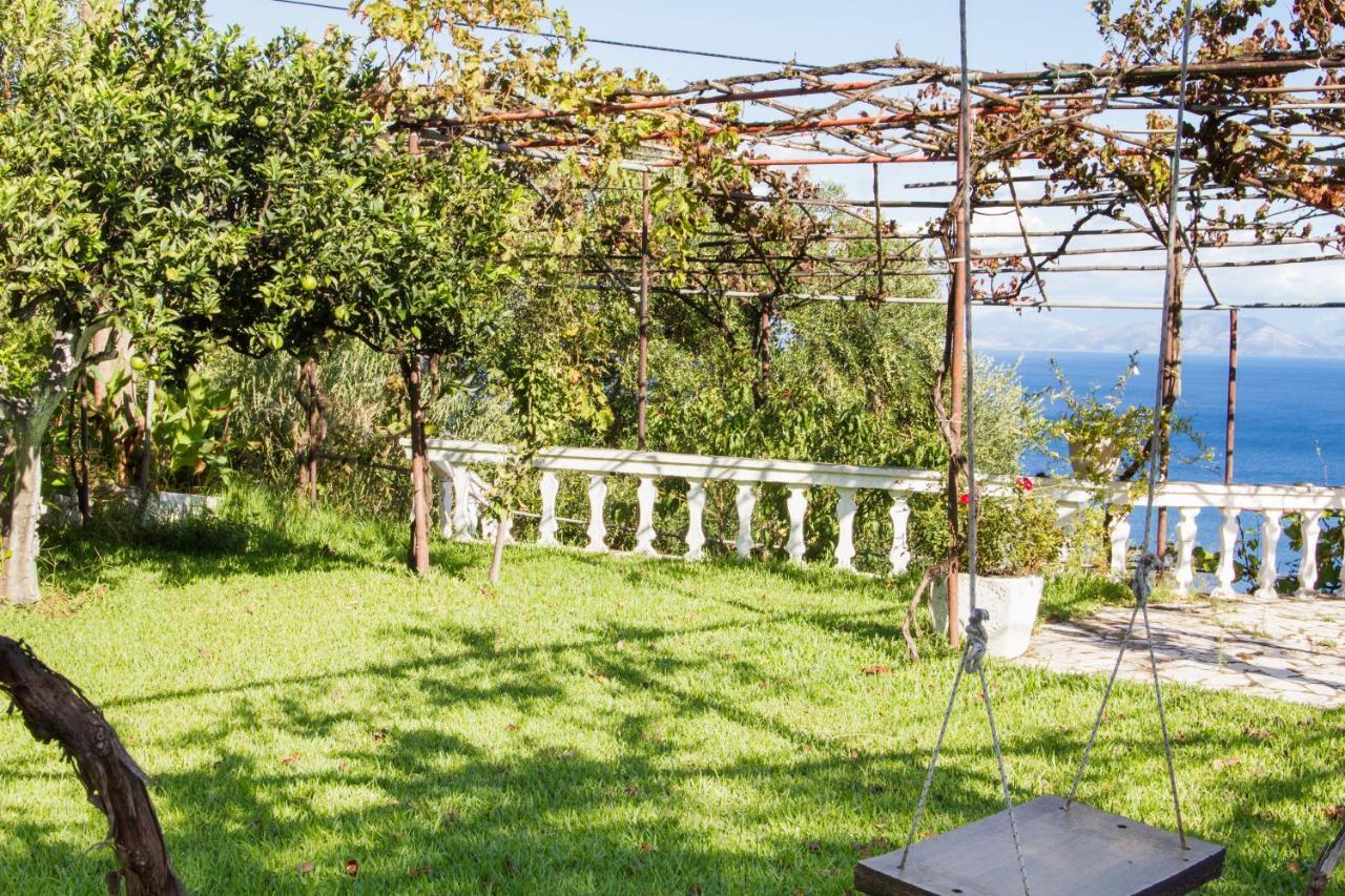 Villa Sea View Estate Helios Perama  Exterior foto